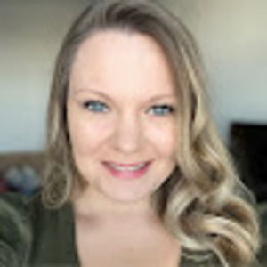 Meet your Posher, Carrie